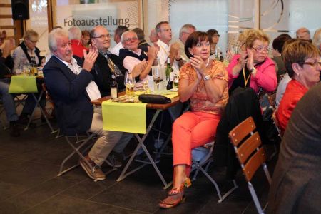 Vergrößerung anzeigen ...